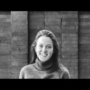 Meet your Posher, Elizabeth